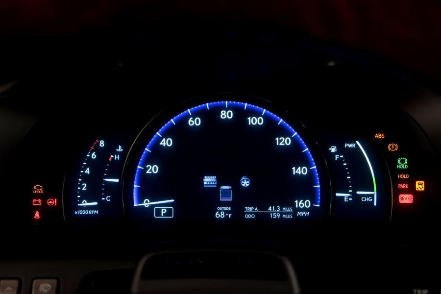  Lexus LS600h L 2010 года  (фото 11 из 22)